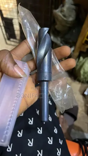 Twist Drill Bit h.S.S 24mm ( Reducer Head 13mm/1⁄2 Inch