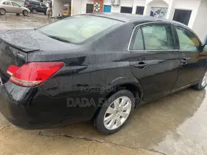 Toyota Avalon 2008 Black