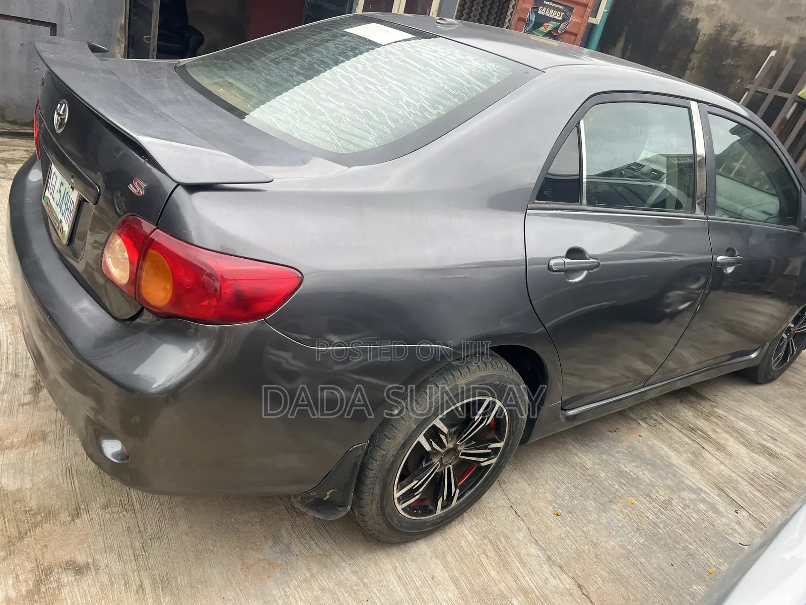 Toyota Corolla 2010 Gray