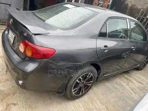 Toyota Corolla 2010 Gray