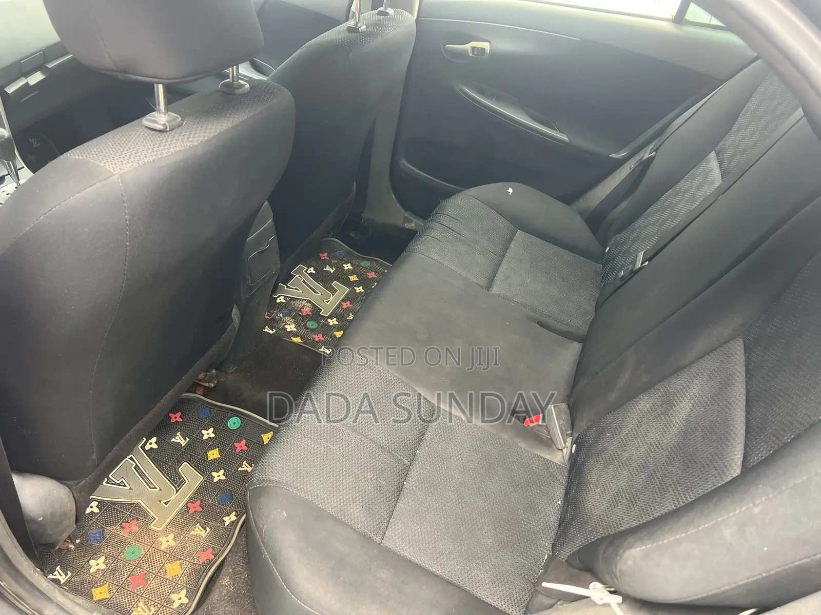 Toyota Corolla 2010 Gray