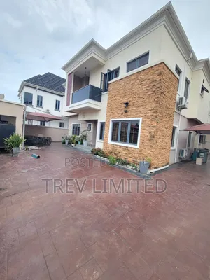 4bdrm Duplex in Ikota Villa Estate for rent