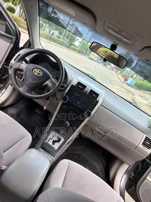 Toyota Corolla 2011 Gray