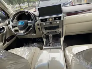 Lexus GX 460 Base 2018 White