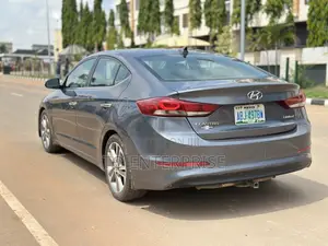 Hyundai Elantra 2017 Gray