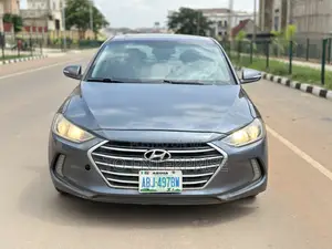 Hyundai Elantra 2017 Gray