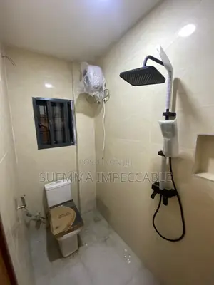 2bdrm Apartment in Lekki Phase 1 for rent