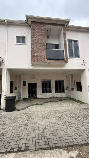 4bdrm Duplex in Ikota Villa for rent