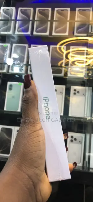 New Apple iPhone 16 Plus 256 GB Green