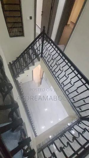 4bdrm Duplex in Ikeja for rent