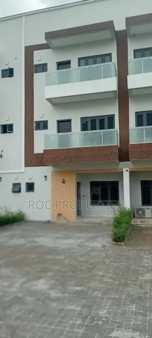 4bdrm Duplex in Durumi for rent