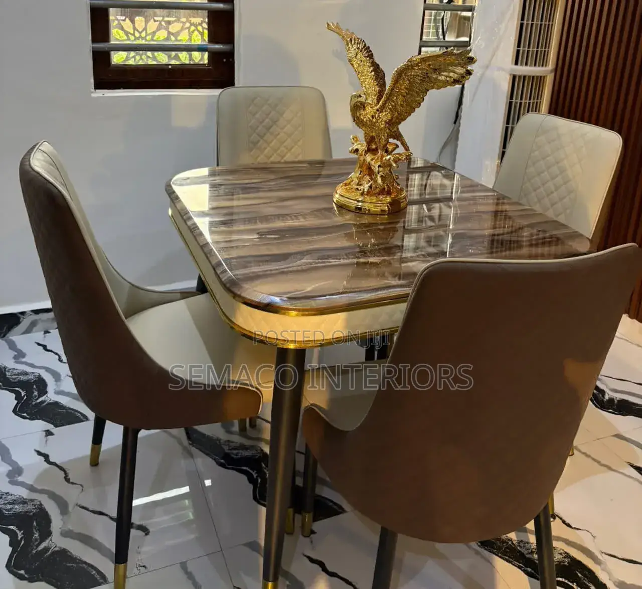 Dinning Table by 4 Seater