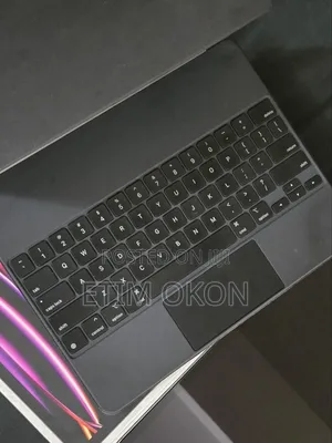 iPad Pro 12.9" Magic Keyboard