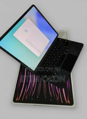 iPad Pro 12.9" Magic Keyboard