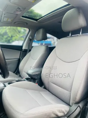 Hyundai Elantra 2012 Black