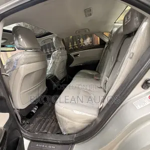 Toyota Avalon 2013 Silver