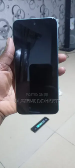 Infinix Hot 50i 128 GB Green