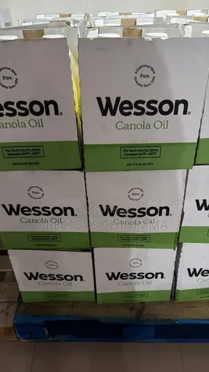 Wesson Canola Oil by 4