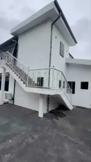 Amagba Functional Lounge for Sale