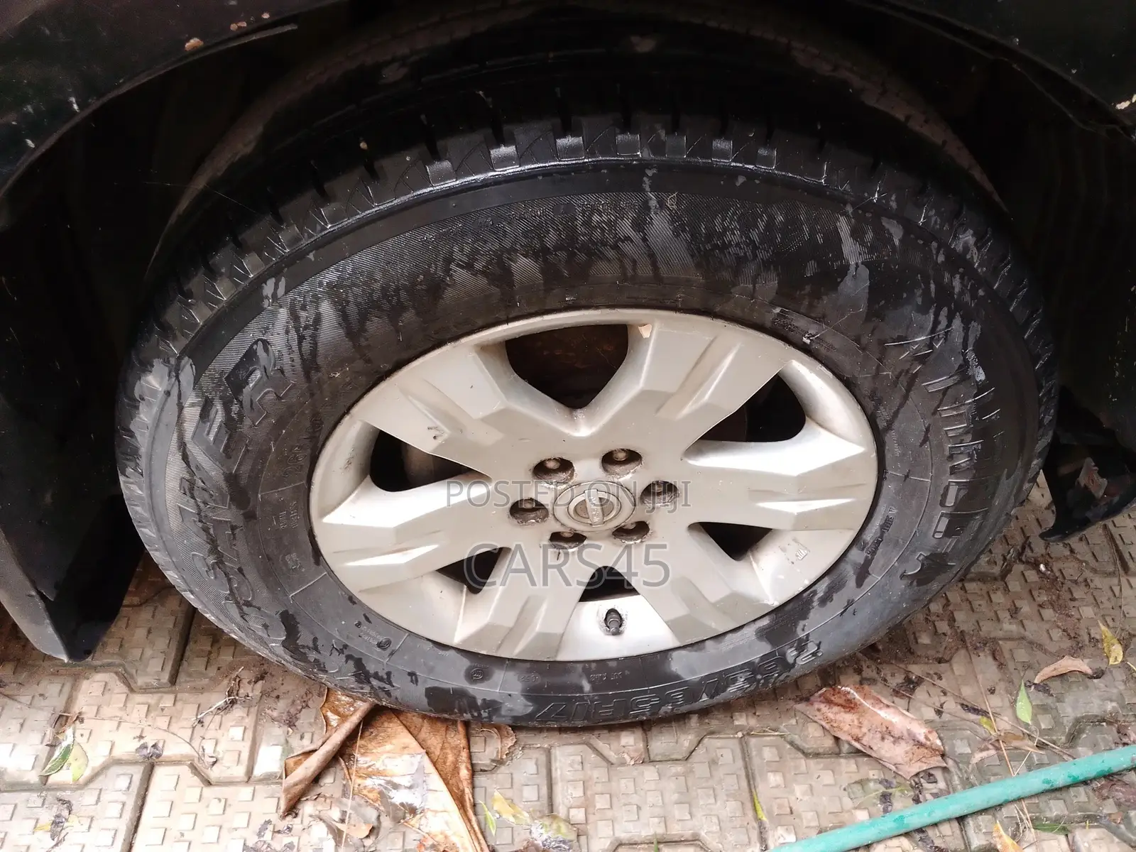 Nissan Pathfinder 2006 Black