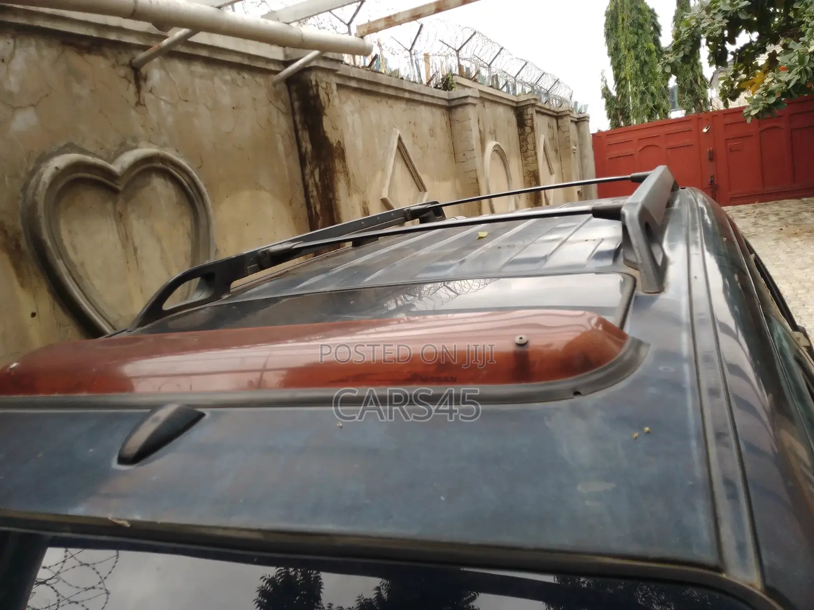 Nissan Pathfinder 2006 Black