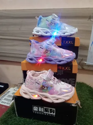 Girls Sneakers