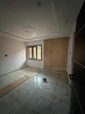 3bdrm Block of Flats in Olagbemi Estate, Iyanganku for rent
