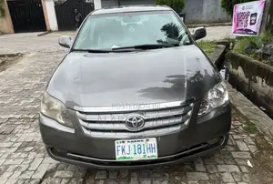 Toyota Avalon XLS Sedan FWD (3.5L 6cyl 6A) 2008 Gray
