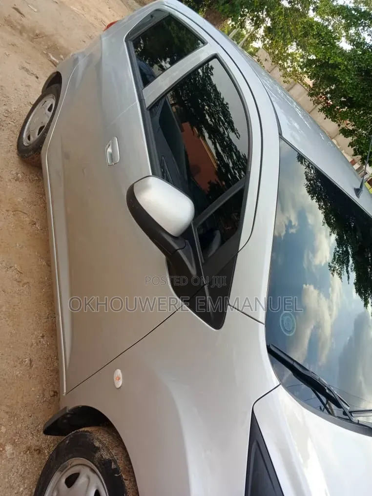 Chevrolet Spark 2014 Silver