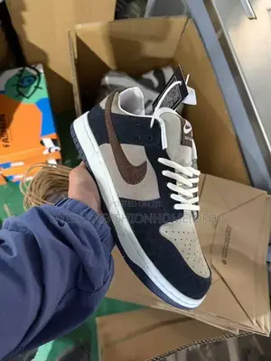 Nike Sneakers