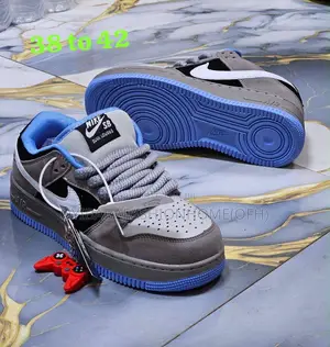 Nike Sneakers