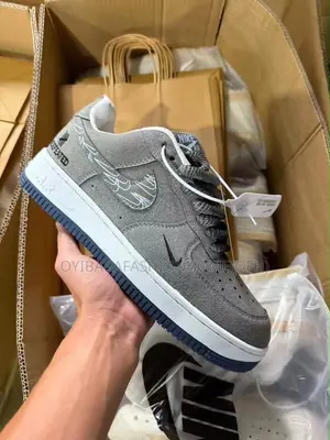 Nike Sneakers