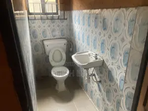 Furnished 3bdrm Block of Flats in Baale Meiran, Abule Egba for rent