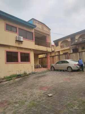 5bdrm Duplex in Omole Phase1 Gra, for sale