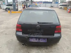 Volkswagen Golf GTI 2001 Black