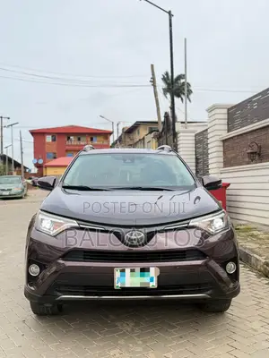 Toyota RAV4 XLE AWD (2.5L 4cyl 6A) 2017 Burgundy