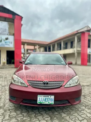 Toyota Camry LE 4dr Sedan (2.4L 4cyl 4A) 2004 Red
