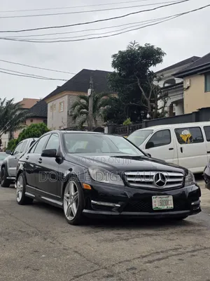 Mercedes-Benz C300 2013 Black