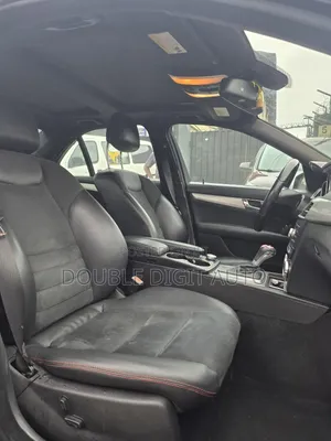 Mercedes-Benz C300 2013 Black