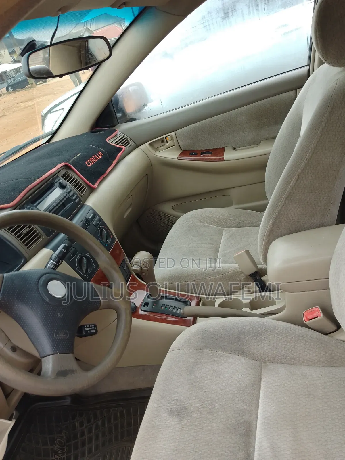 Toyota Corolla 2004 Gold