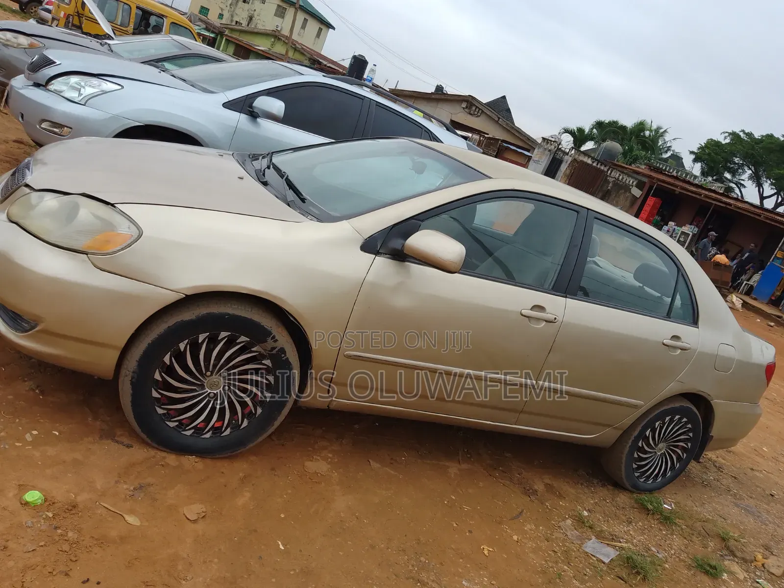 Toyota Corolla 2004 Gold