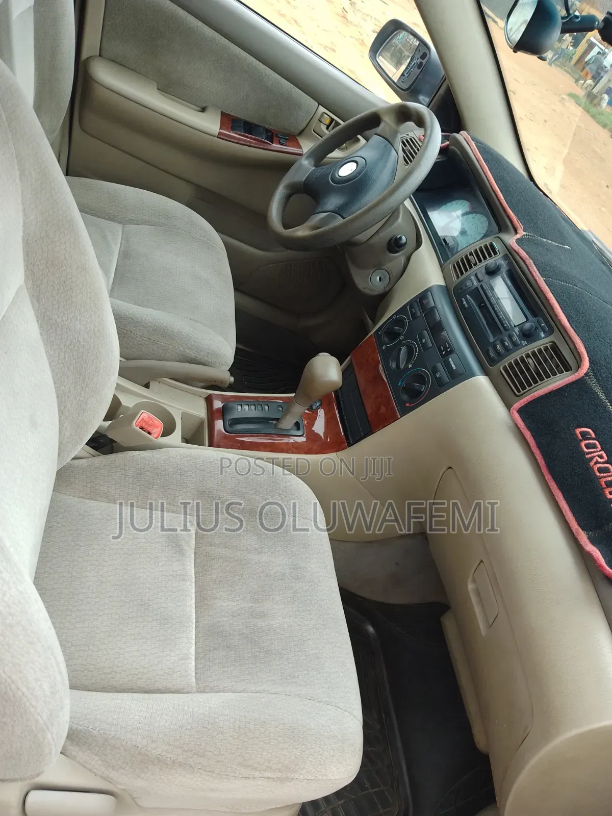 Toyota Corolla 2004 Gold
