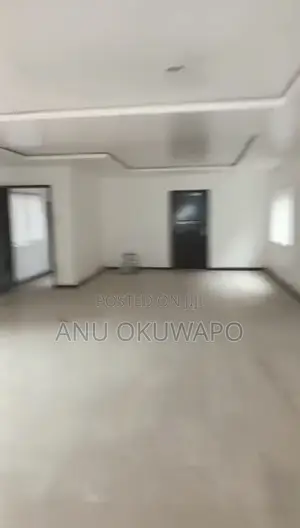3bdrm Block of Flats in Allen Avenue for rent