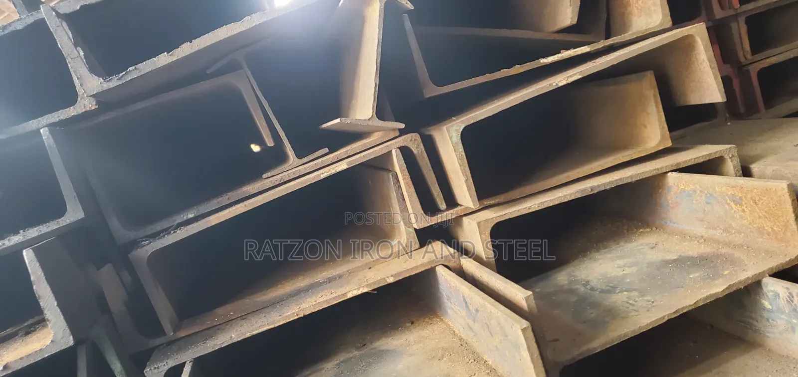 300x100 U Channel 7mm Thickness