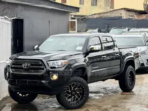 Toyota Tacoma 4dr Double Cab 2016 Black