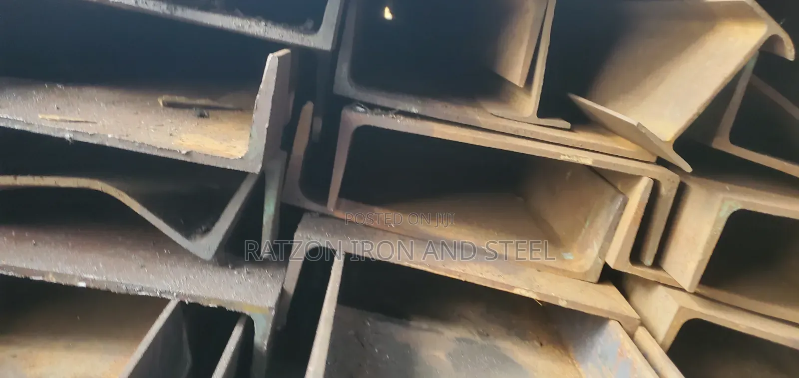 300x100 U Channel 7mm Thickness