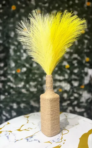 DIY Artificial Pampas Grass Decor