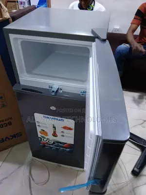 BCD-120j Skyrun Refrigerator 105l Capacity