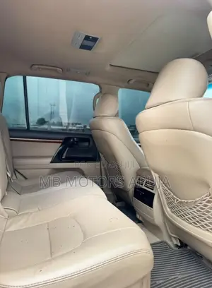 Toyota Land Cruiser 2014 Black