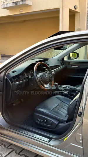 Lexus ES 2018 Gray
